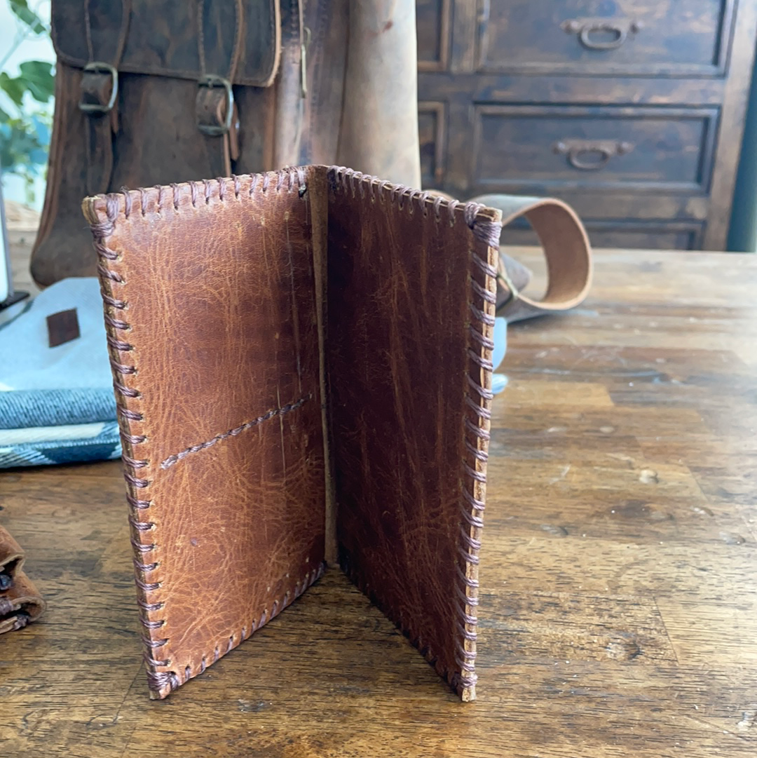 Envíame funda para pasaporte de cuero genuino